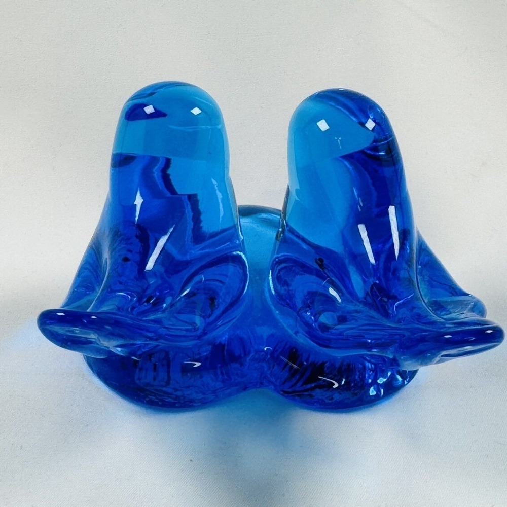 Double Bluebird of Happiness on Heart Cobalt Blue Glass Signed Leo Ward 90 GORG - Picture 3 of 8